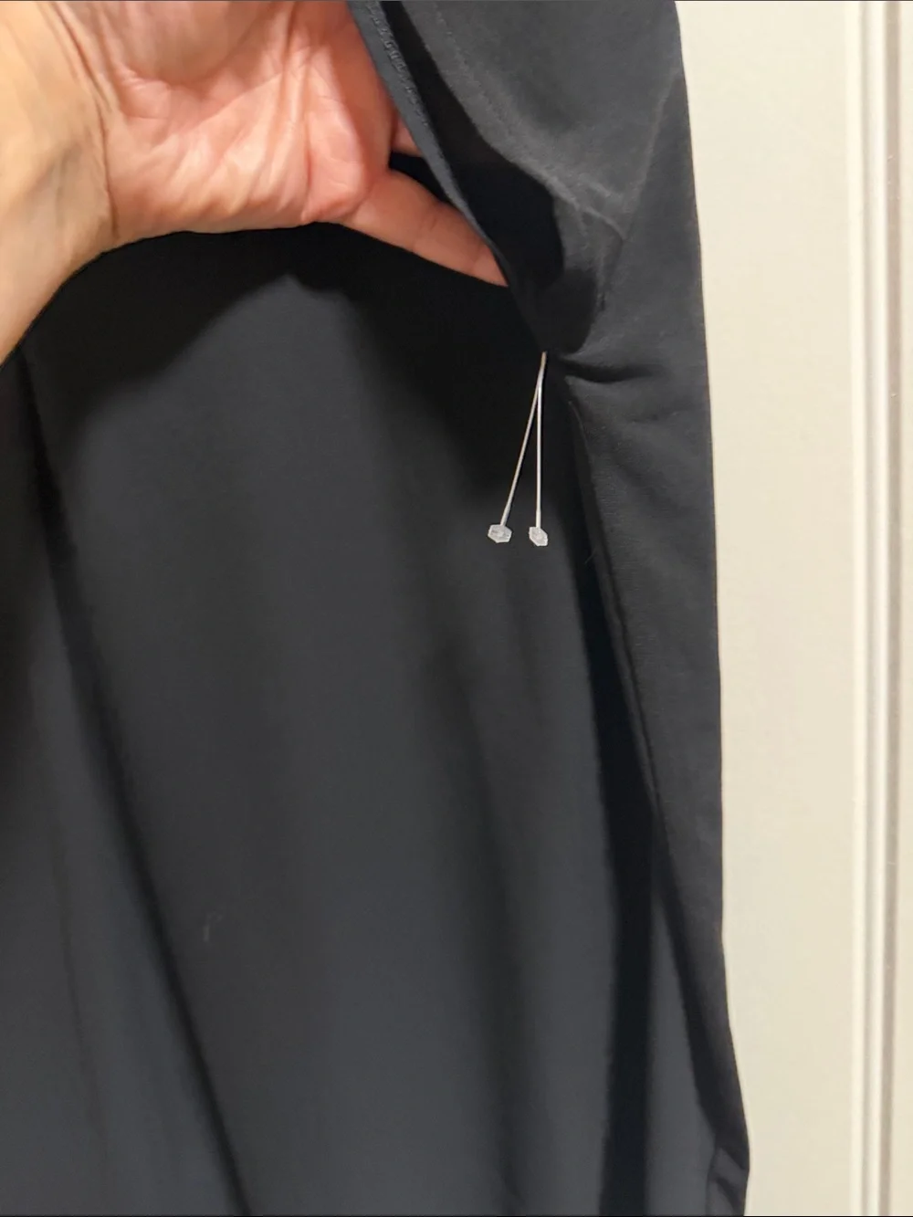 Ann Taylor Black V-Neck Short Sleeve Blouse